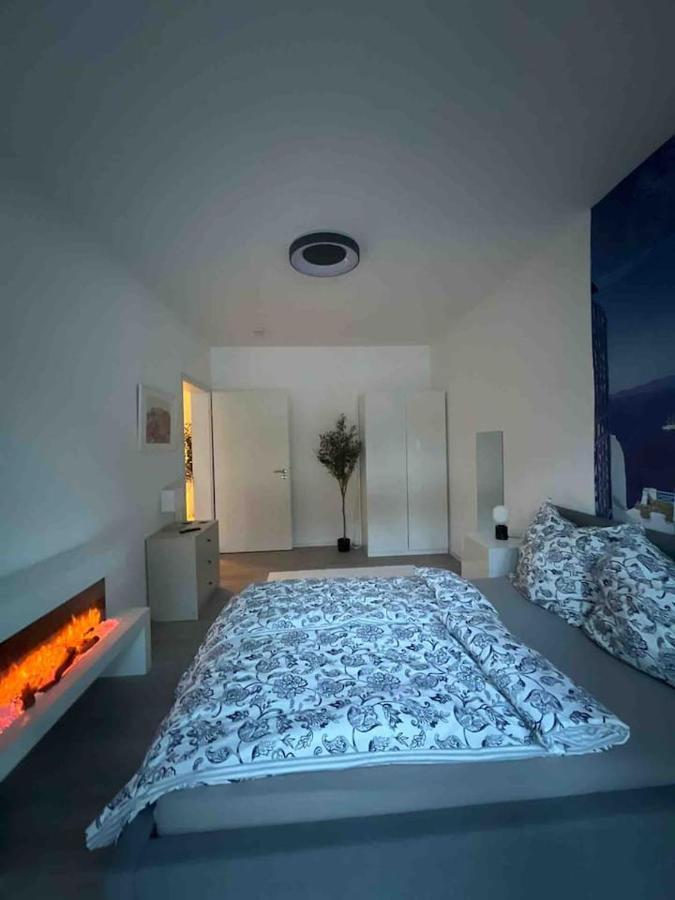 Luxurioeses Apartment,Neubau, 4 Personen, Parkplatz, Griechischer Stil Bochum Zewnętrze zdjęcie