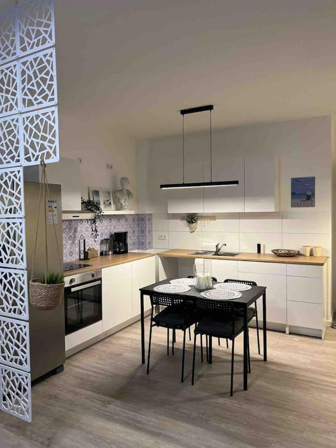 Luxurioeses Apartment,Neubau, 4 Personen, Parkplatz, Griechischer Stil Bochum Zewnętrze zdjęcie